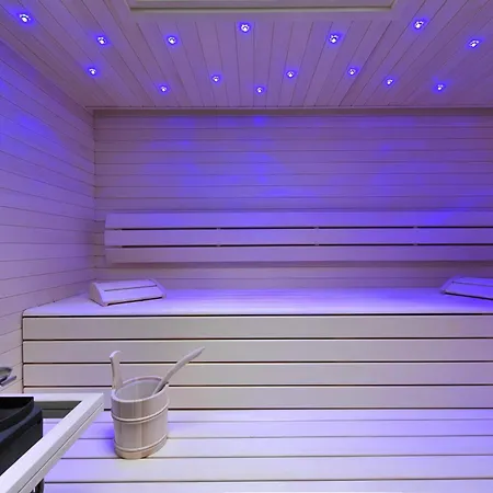 Appartement-hotel Gh Zum Goldenen Schiff 호텔 엔스