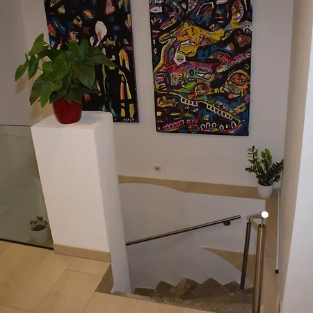 Appartement-hotel Gh Zum Goldenen Schiff 호텔 엔스