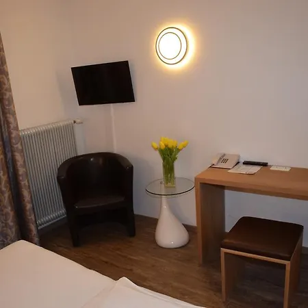 Appartement-hotel Gh Zum Goldenen Schiff 3*