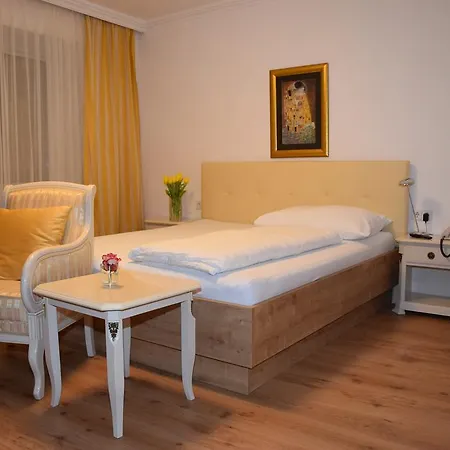Appartement-hotel Gh Zum Goldenen Schiff Hotell