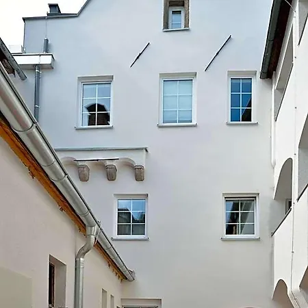 Appartement-hotel Gh Zum Goldenen Schiff 3*