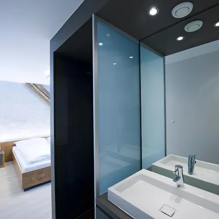 فندق Appartement-hotel Gh Zum Goldenen Schiff إنس
