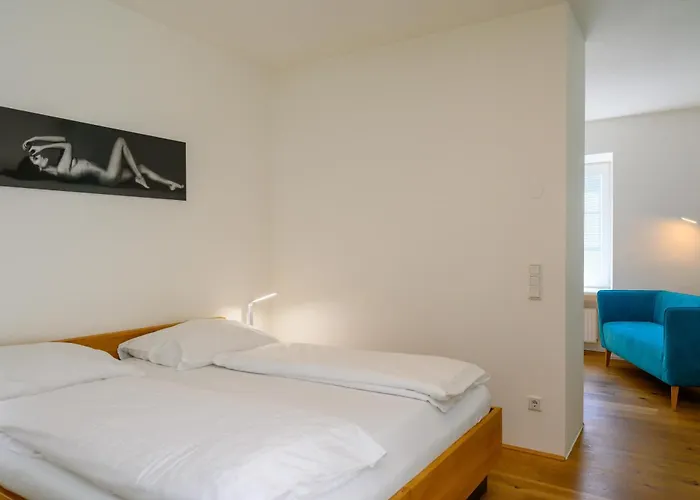 فندق Appartement-hotel Gh Zum Goldenen Schiff 3*