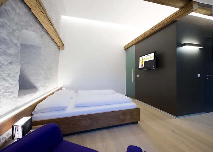 Appartement-hotel Gh Zum Goldenen Schiff فندق إنس