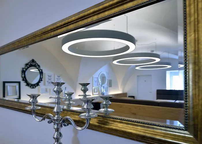 Appartement-hotel Gh Zum Goldenen Schiff فندق إنس